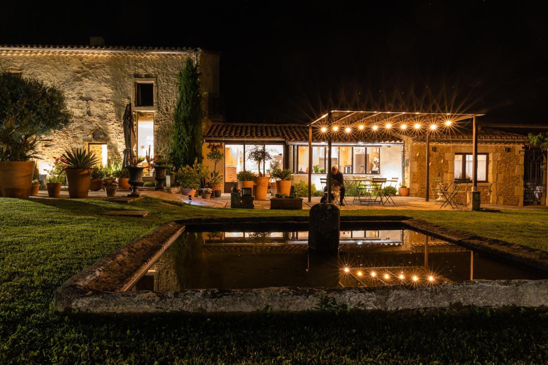 Bed and Breakfast Jas Des Roches Grignan Esterno foto