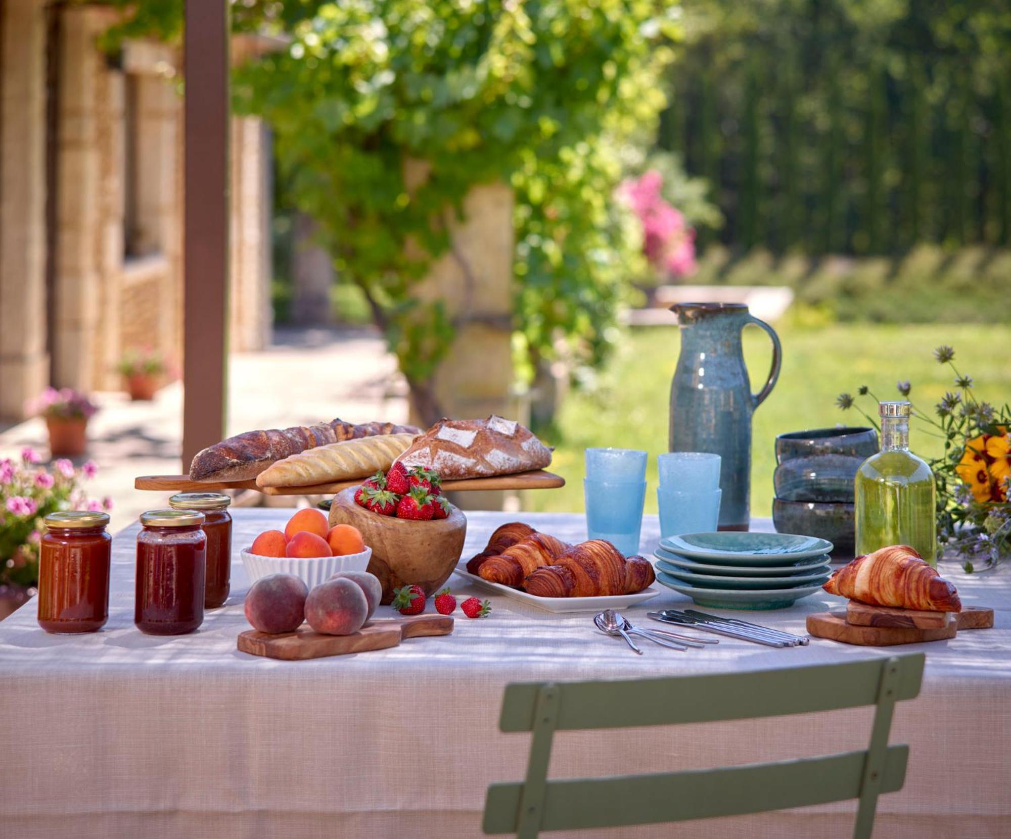 Bed and Breakfast Jas Des Roches Grignan Esterno foto